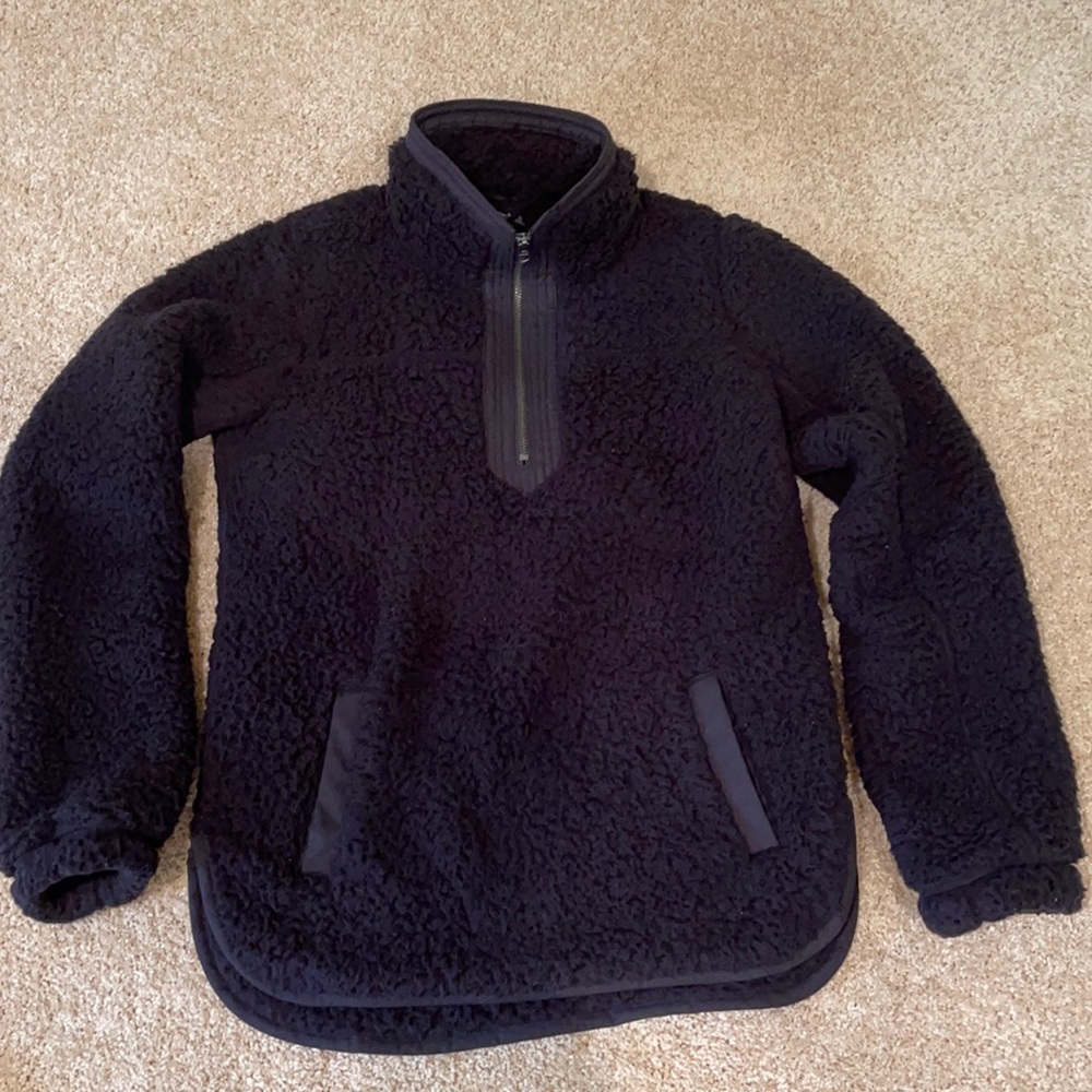 Abercrombie And Fitch Sherpa Size S - image 1